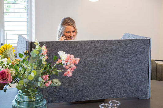 Creëer de optimale akoestiek door het ophangen van akoestische panelen