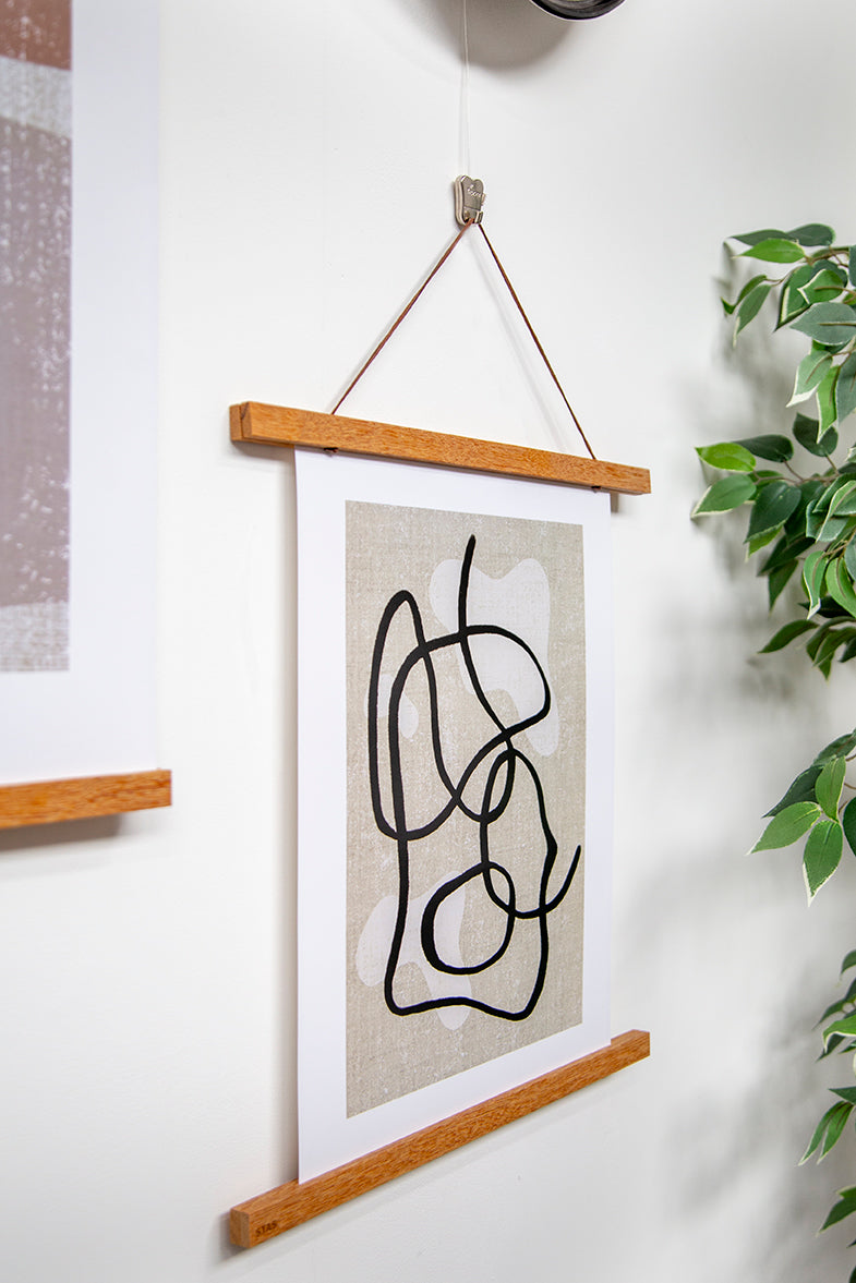 STAS posterhanger teak: voeg natuurlijke elementen toe aan je interieur met teakhout.