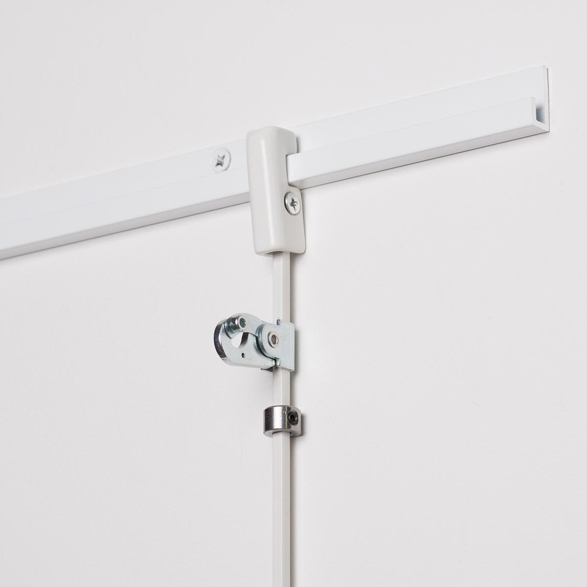 STAS j-rail max 300 cm, stevige en duurzame rail voor kunst en foto's.