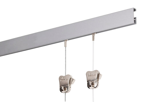 STAS cliprail 300 cm, ideaal voor het ophangen van schilderijen.