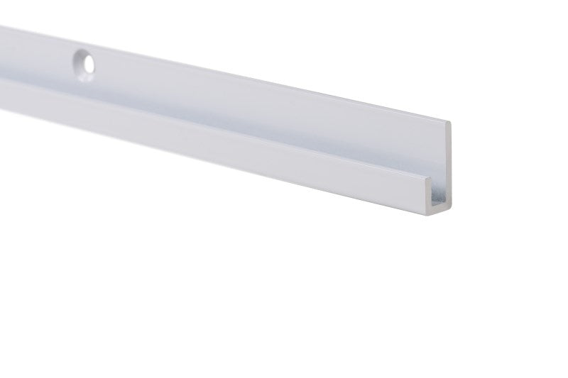 STAS j-rail max 200 cm is een sterke rail voor veelzijdige wanddecoratie.